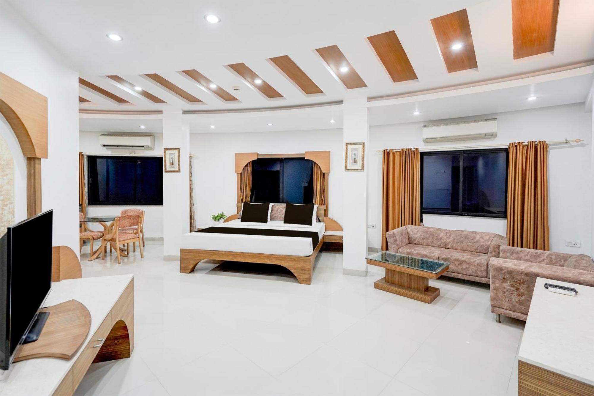 Super Townhouse Mg Road Porbandar Formerly Hotel Harmony Exterior photo